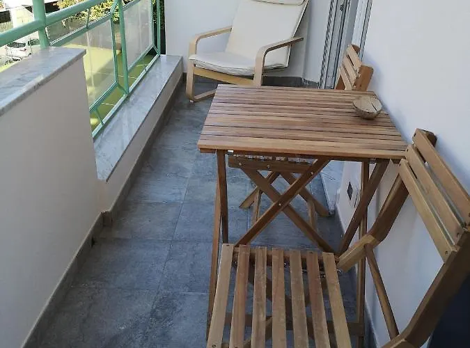 Viola アパート ラッパロ